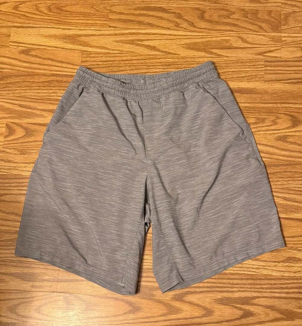 Lululemon Men's Pace Breaker Short 9" Liner Size Medium M7AL4S Grey